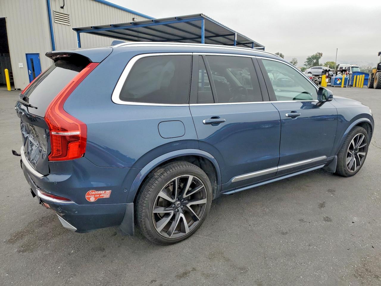 Volvo XC90 T8