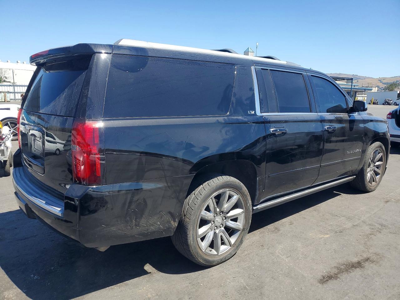 Chevrolet Suburban K1500 Ltz