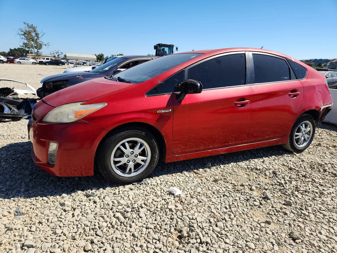 Salvage Toyota Prius Image