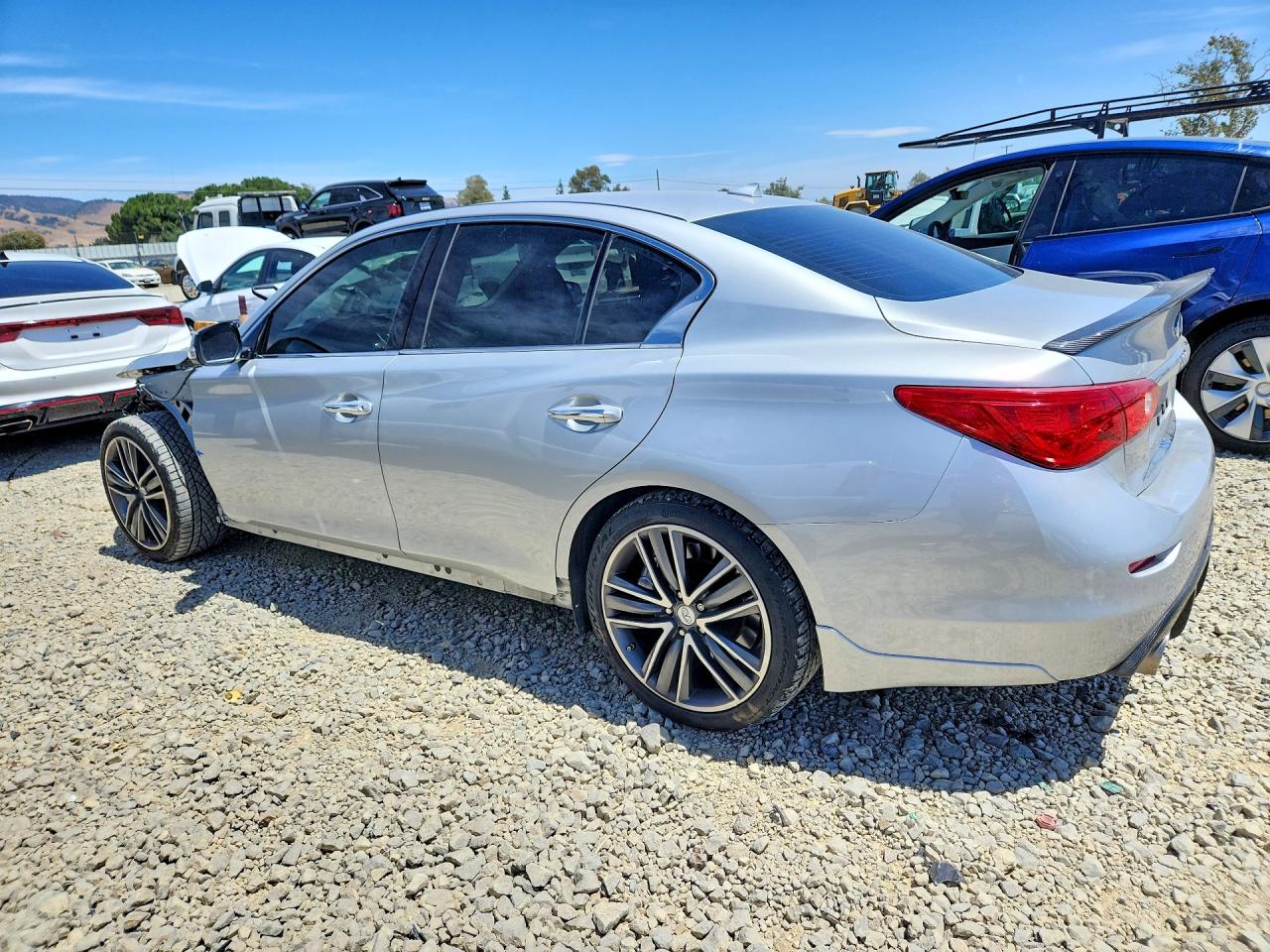 INFINITI Q50 Sport