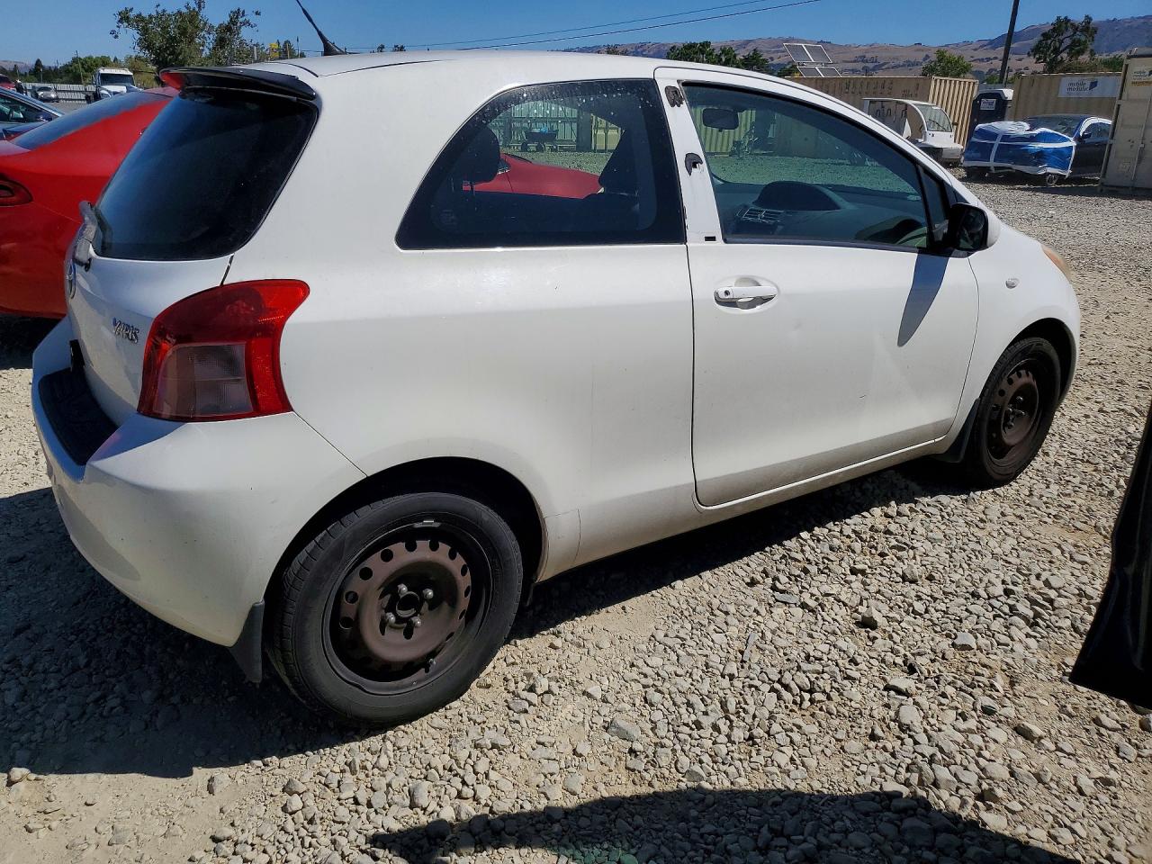 Toyota Yaris Base