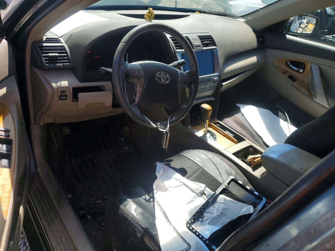 Toyota Camry Xle V6