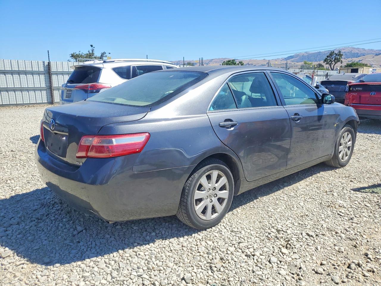 Toyota Camry Xle V6