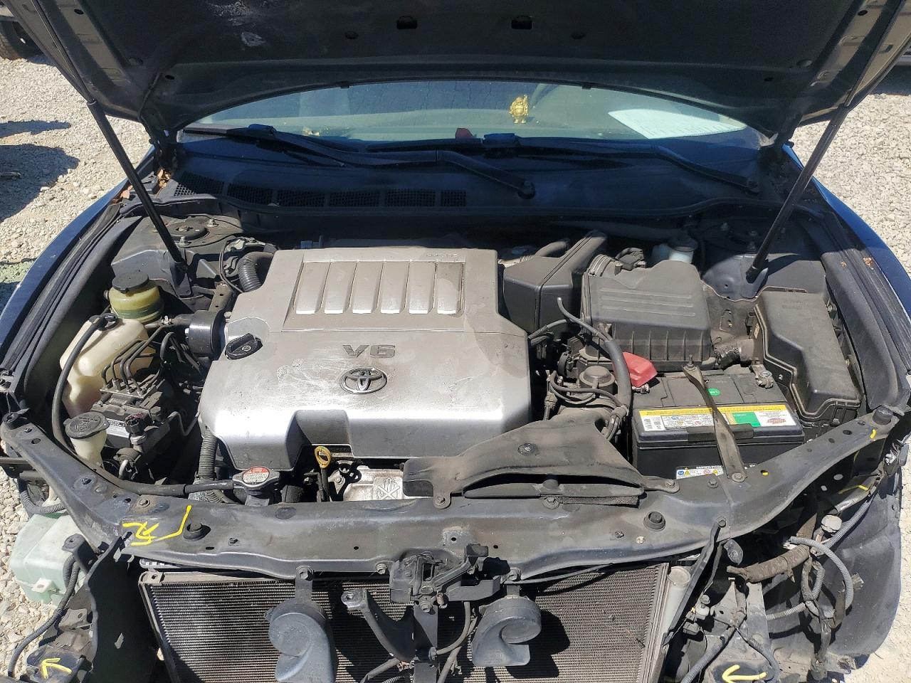 Toyota Camry Xle V6