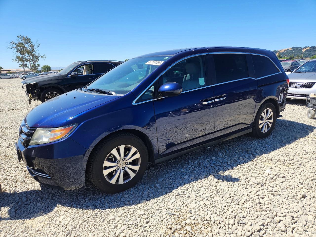 Salvage Honda Odyssey Image