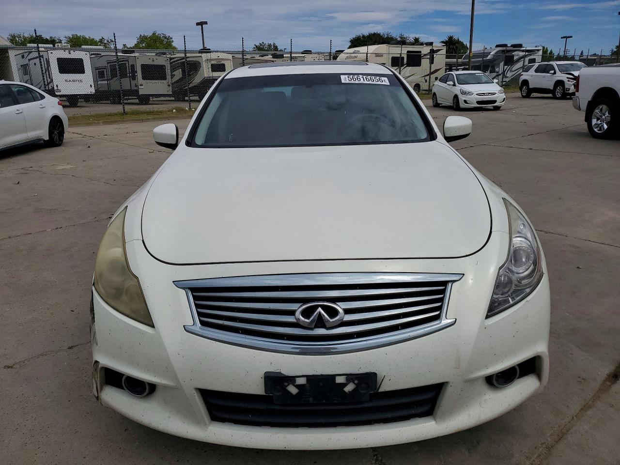INFINITI G37 Journey