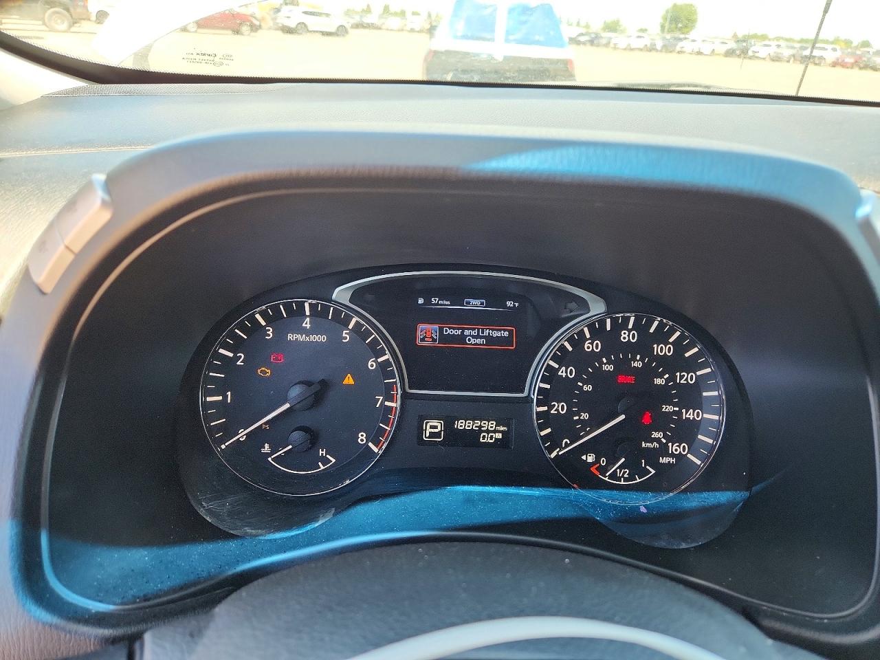 Nissan Pathfinder S