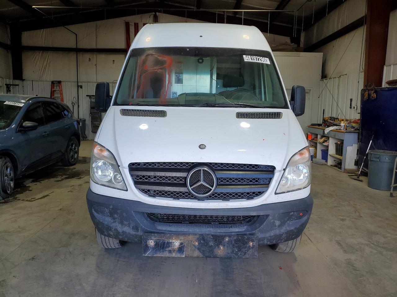 Mercedes-Benz Sprinter 2500