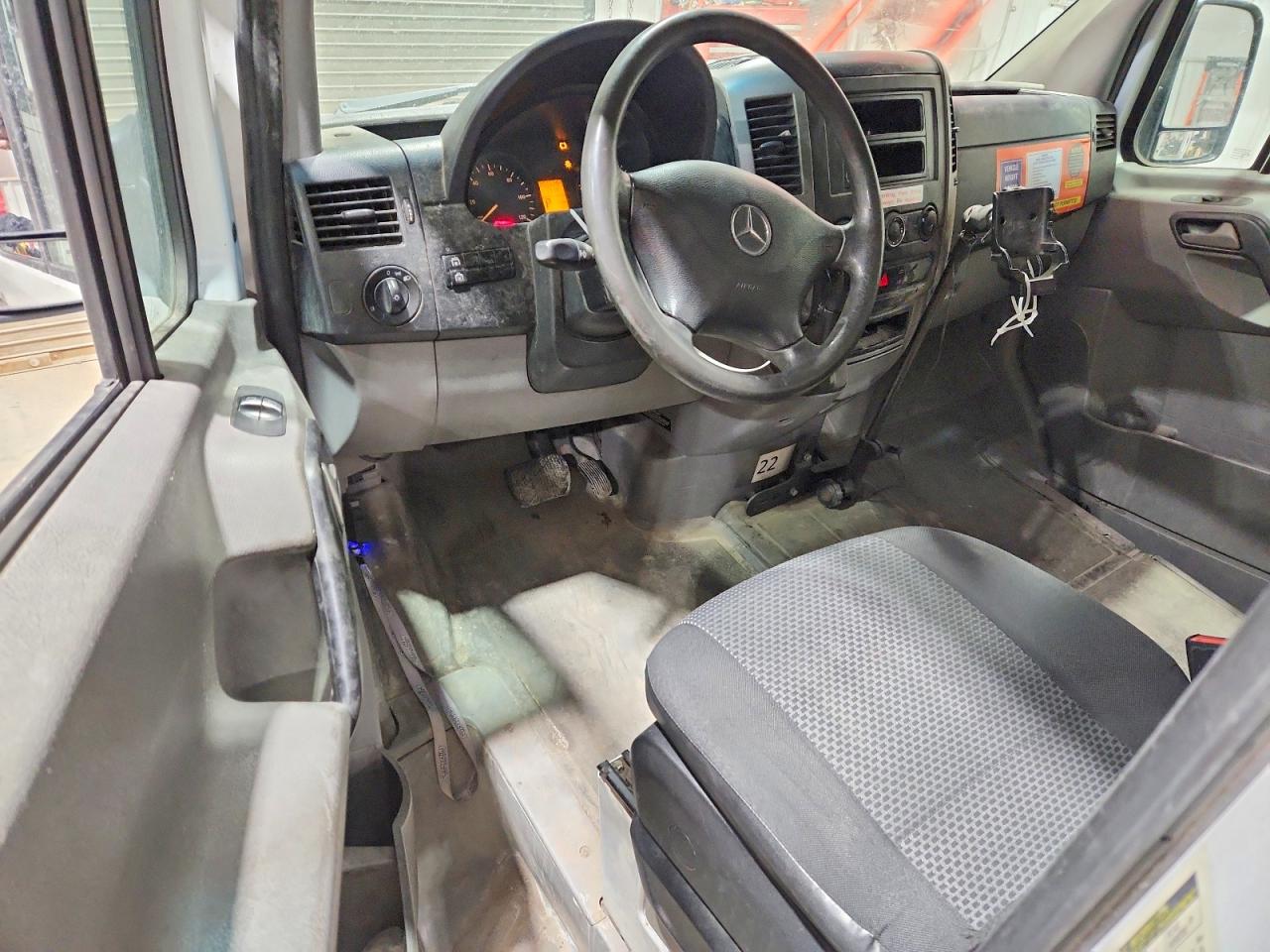 Mercedes-Benz Sprinter 2500