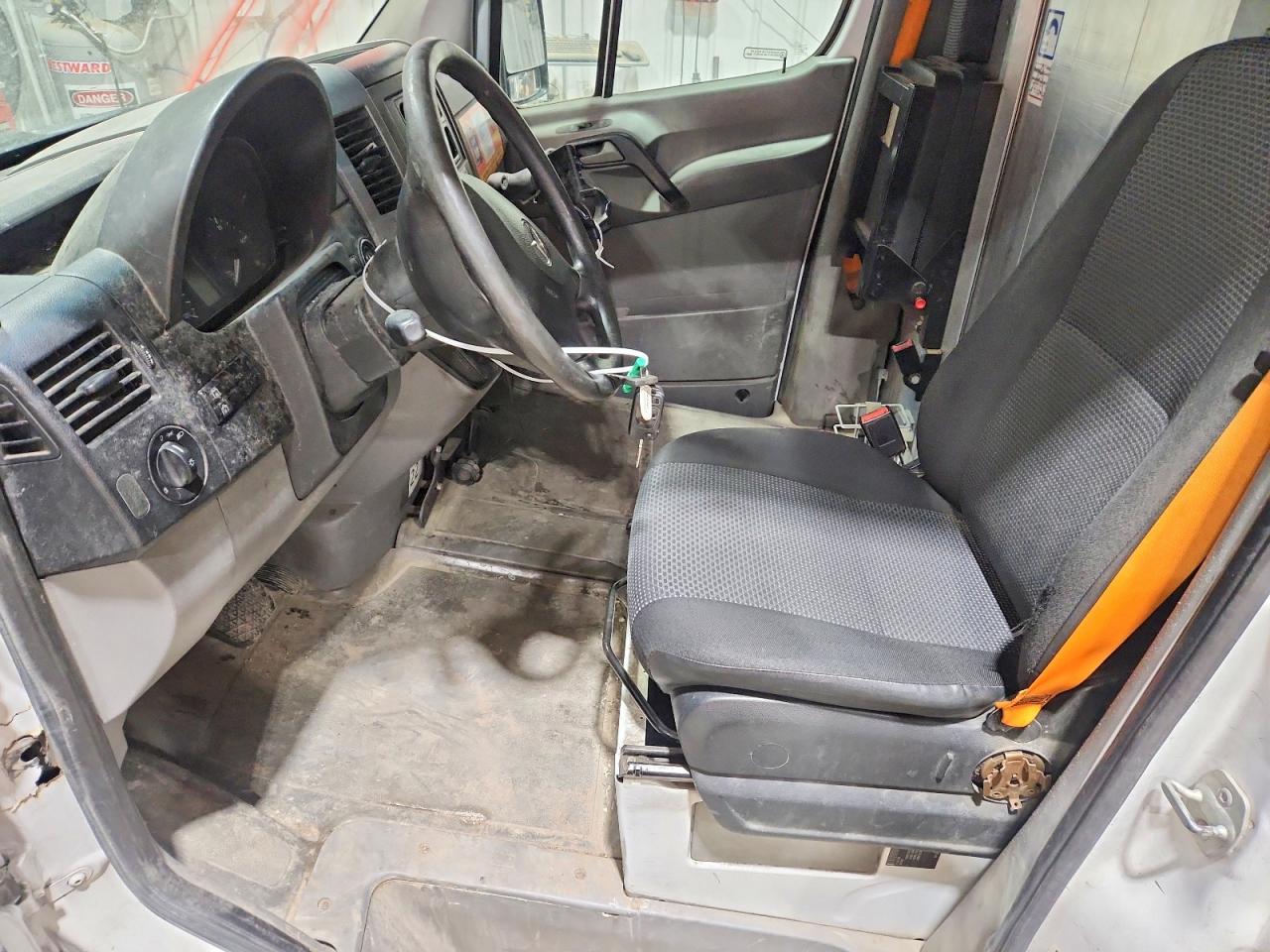 Mercedes-Benz Sprinter 2500