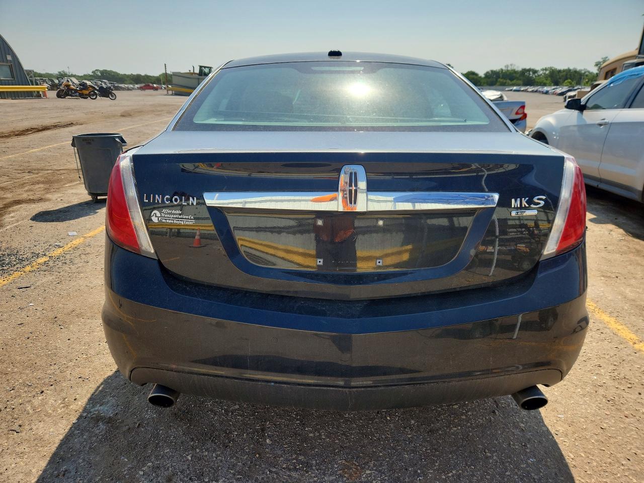 Lincoln MKS