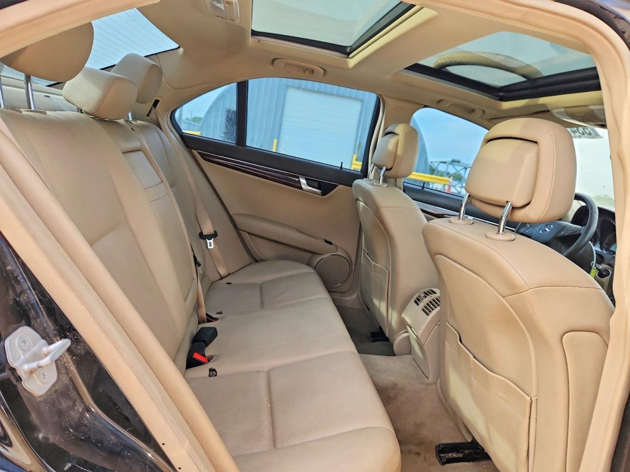 Mercedes-Benz C-Class 300 4matic
