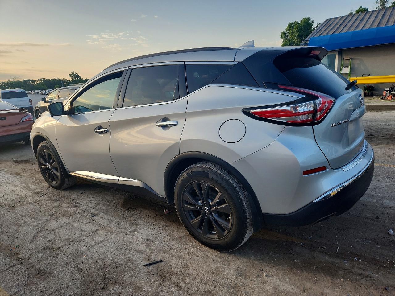 Nissan Murano Sv