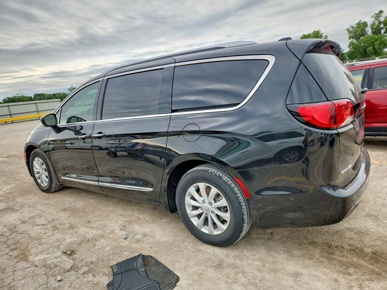 Chrysler Pacifica Touring L Plus