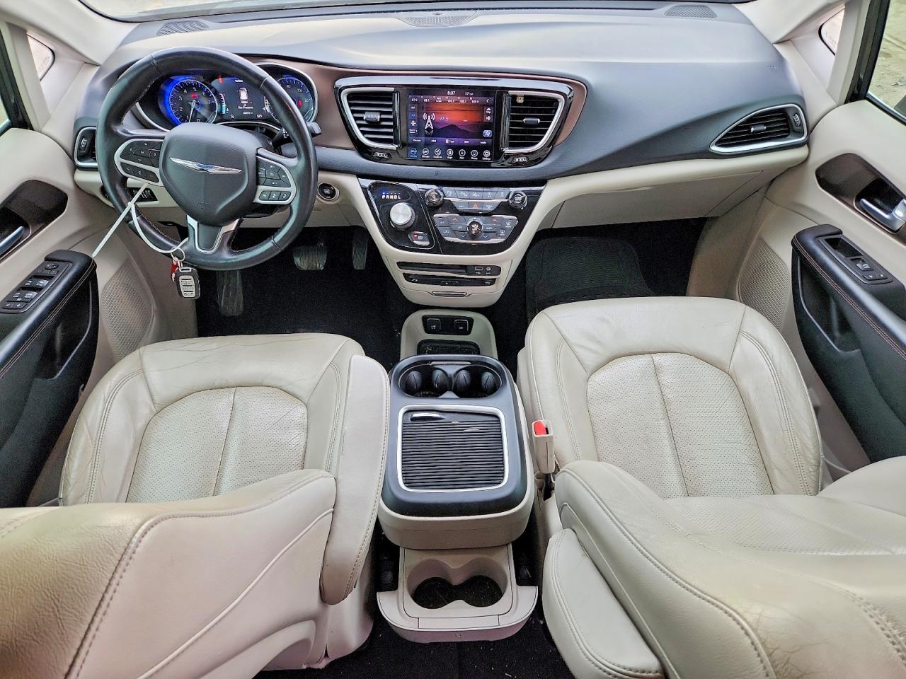 Chrysler Pacifica Touring L Plus