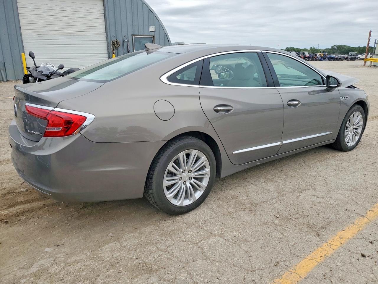 Buick LaCrosse Preferred