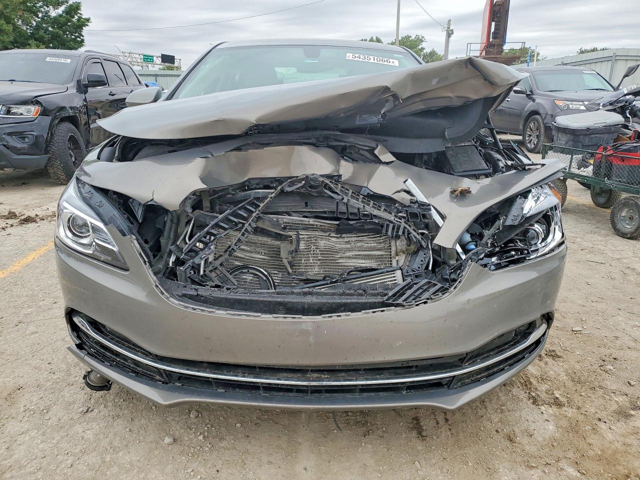 Buick LaCrosse Preferred