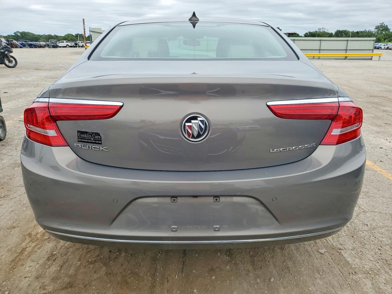Buick LaCrosse Preferred