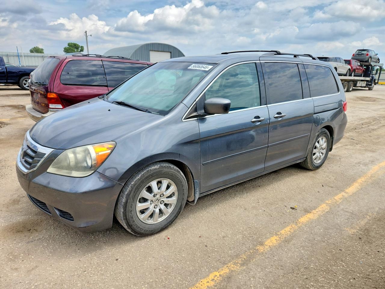 Salvage Honda Odyssey Image