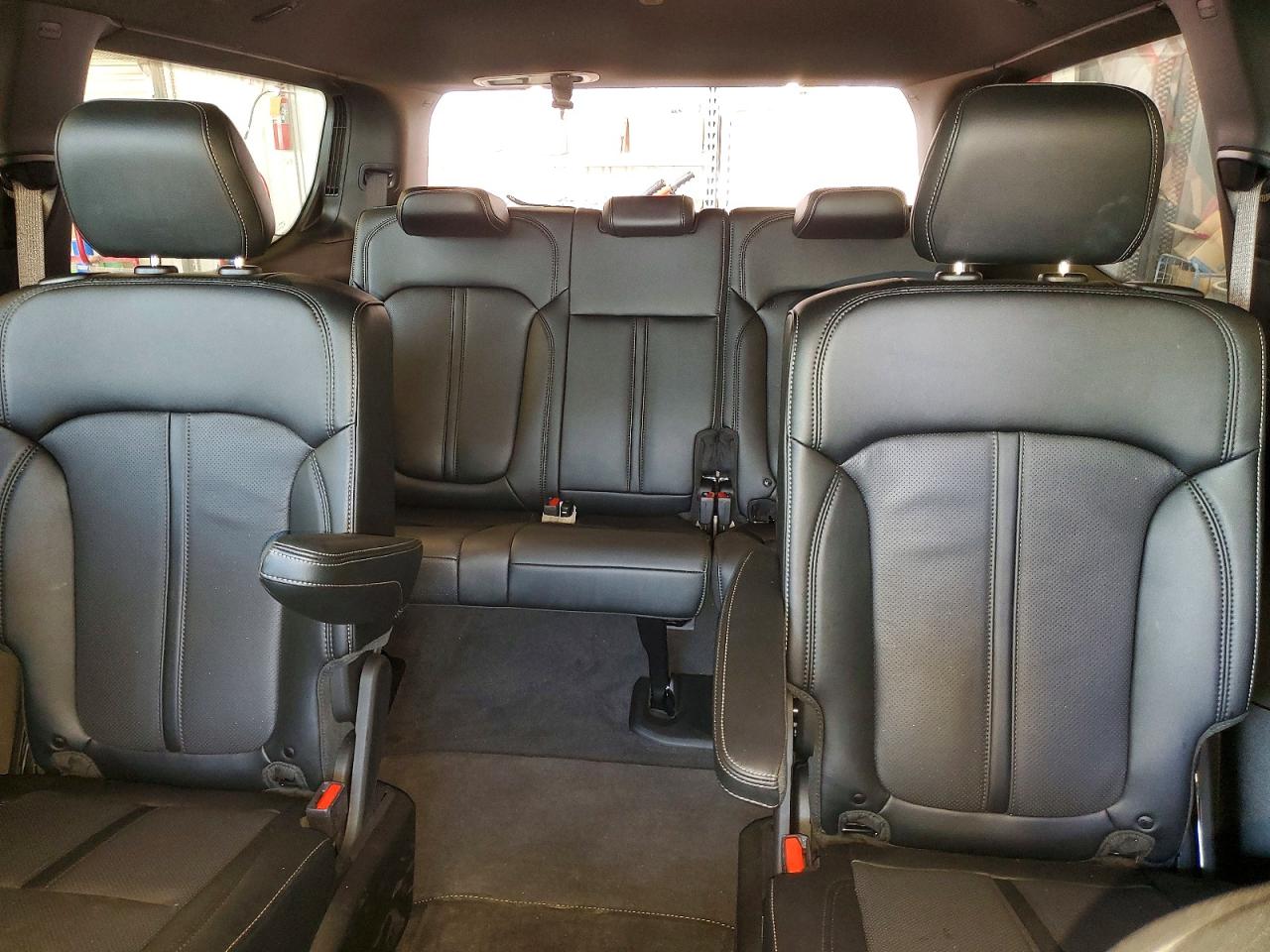 Jeep Grand Wagoneer L Series I