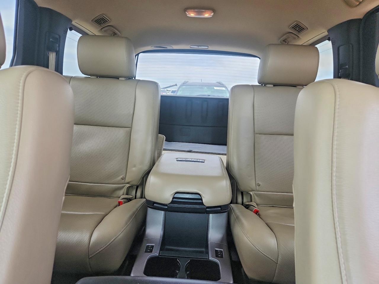 Toyota Sequoia Platinum