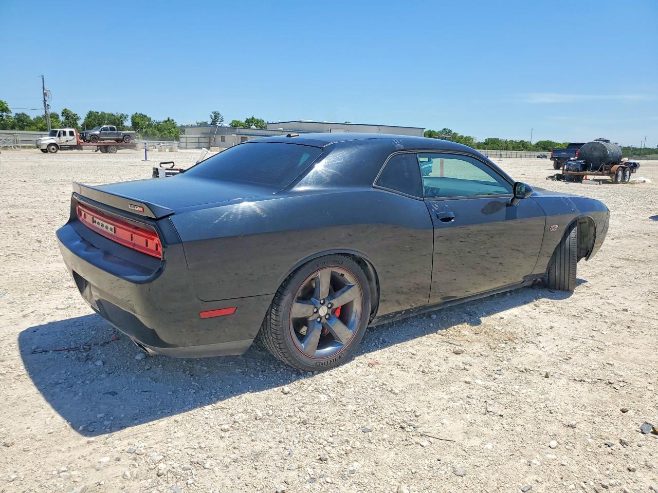 Dodge Challenger Srt-8