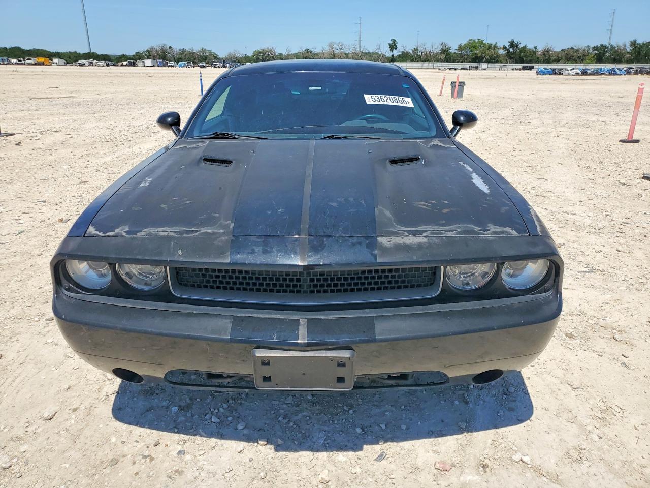 Dodge Challenger Srt-8