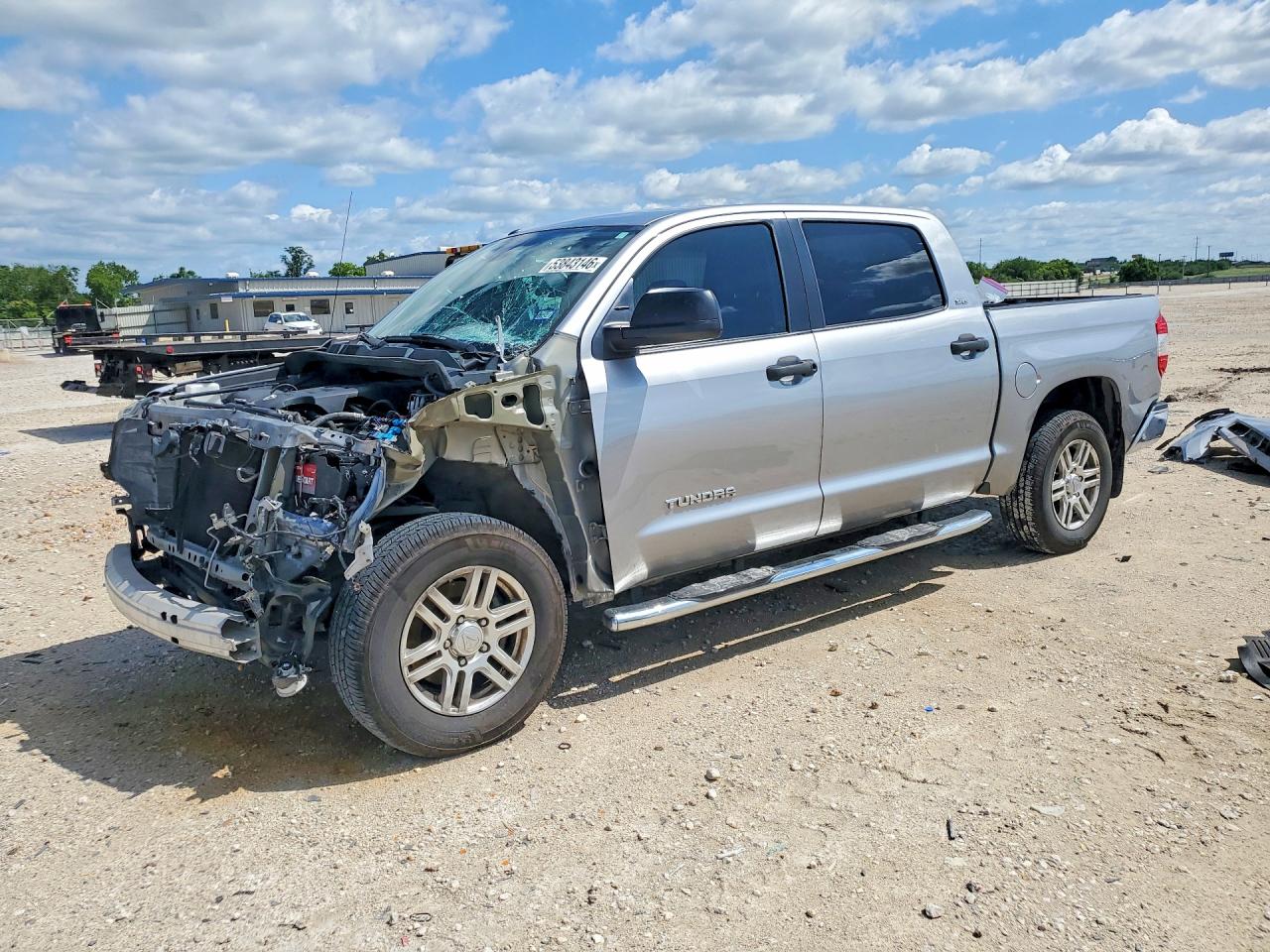 Toyota Tundra Crewmax Sr5