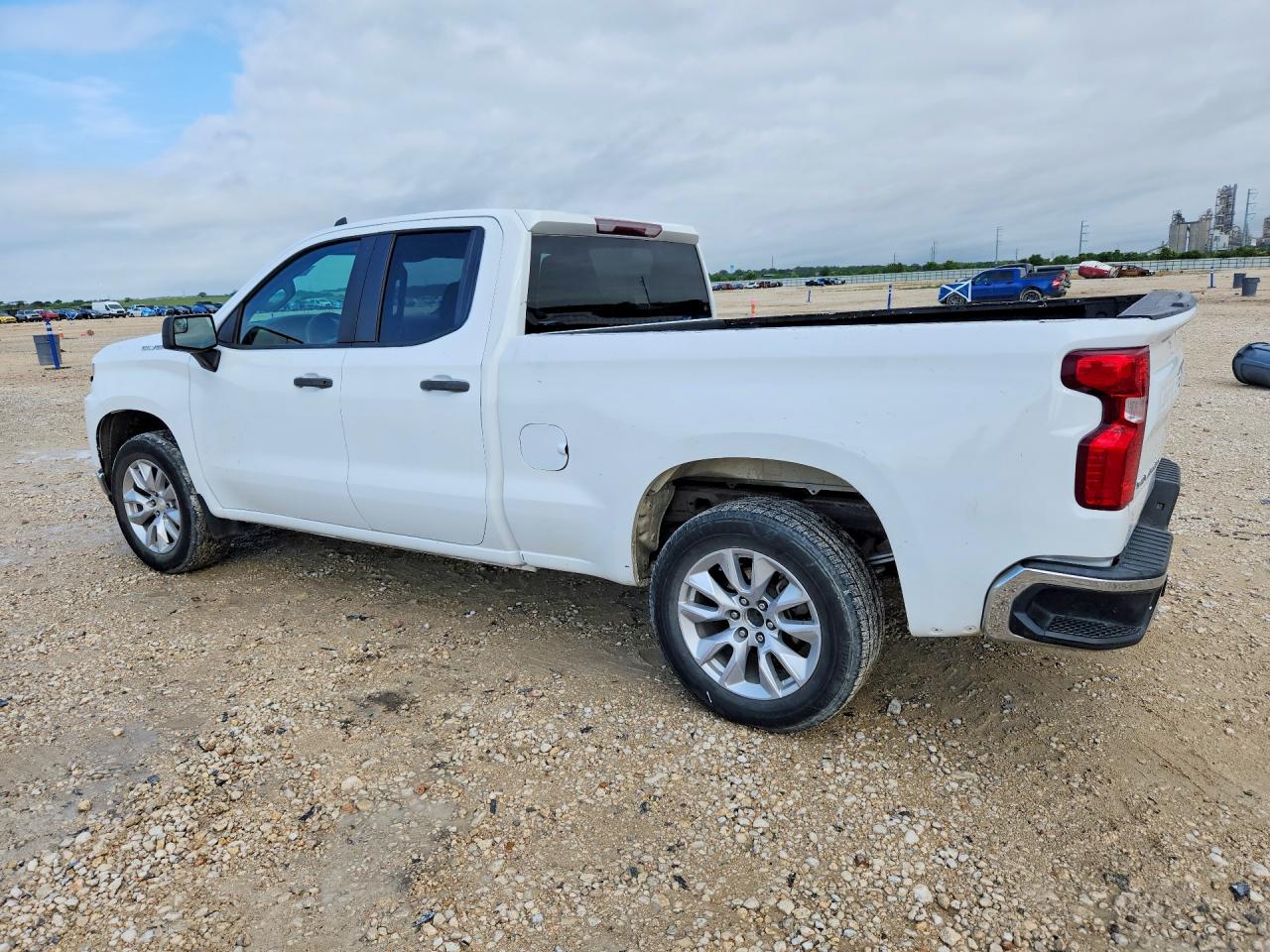 Chevrolet Silverado C1500 Custom