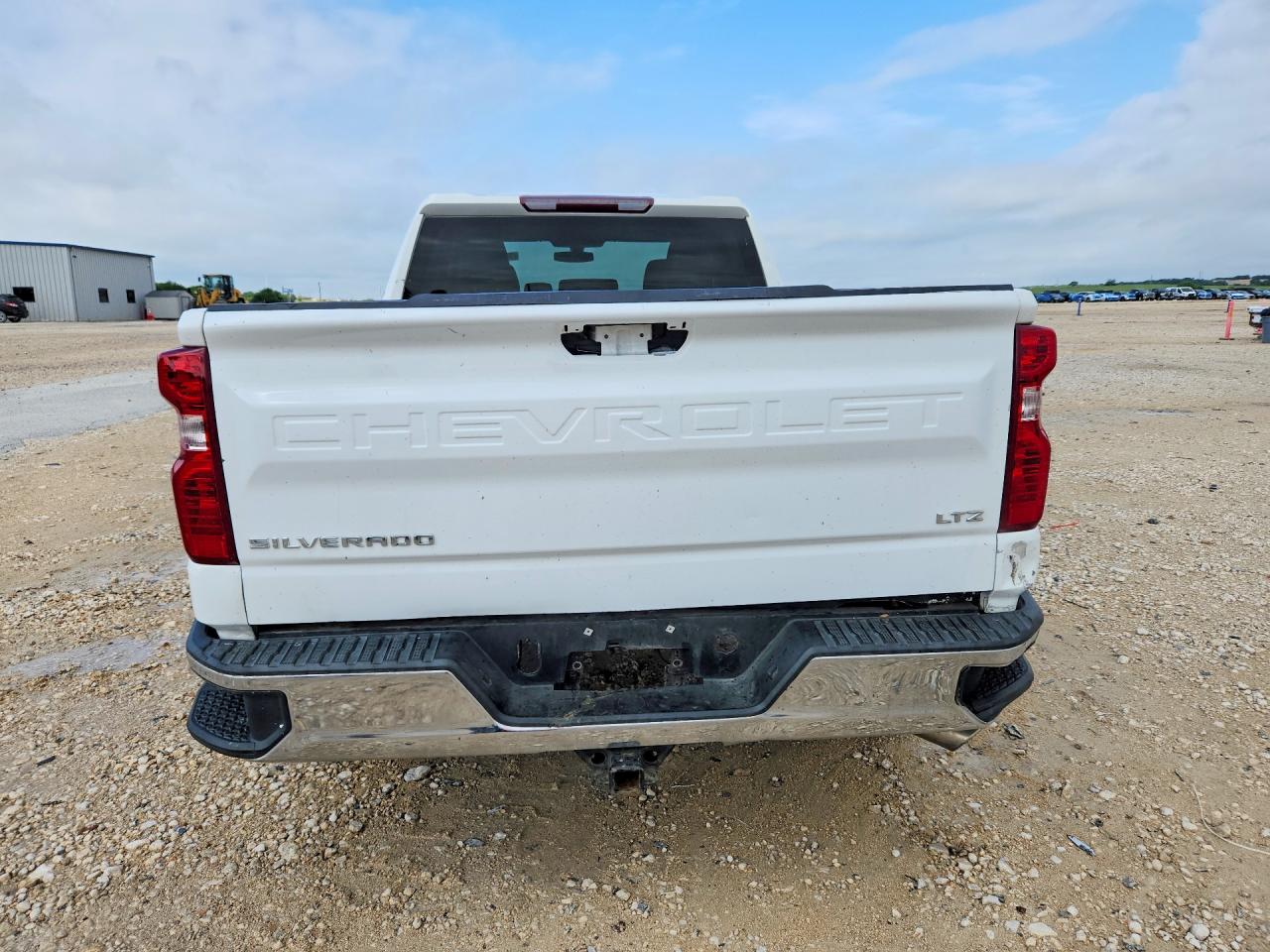 Chevrolet Silverado C1500 Custom