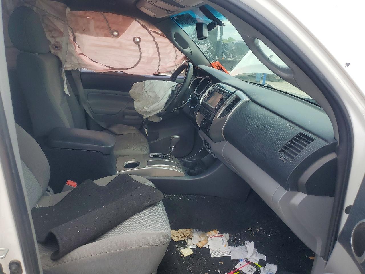 Toyota Tacoma Prerunner Access Cab