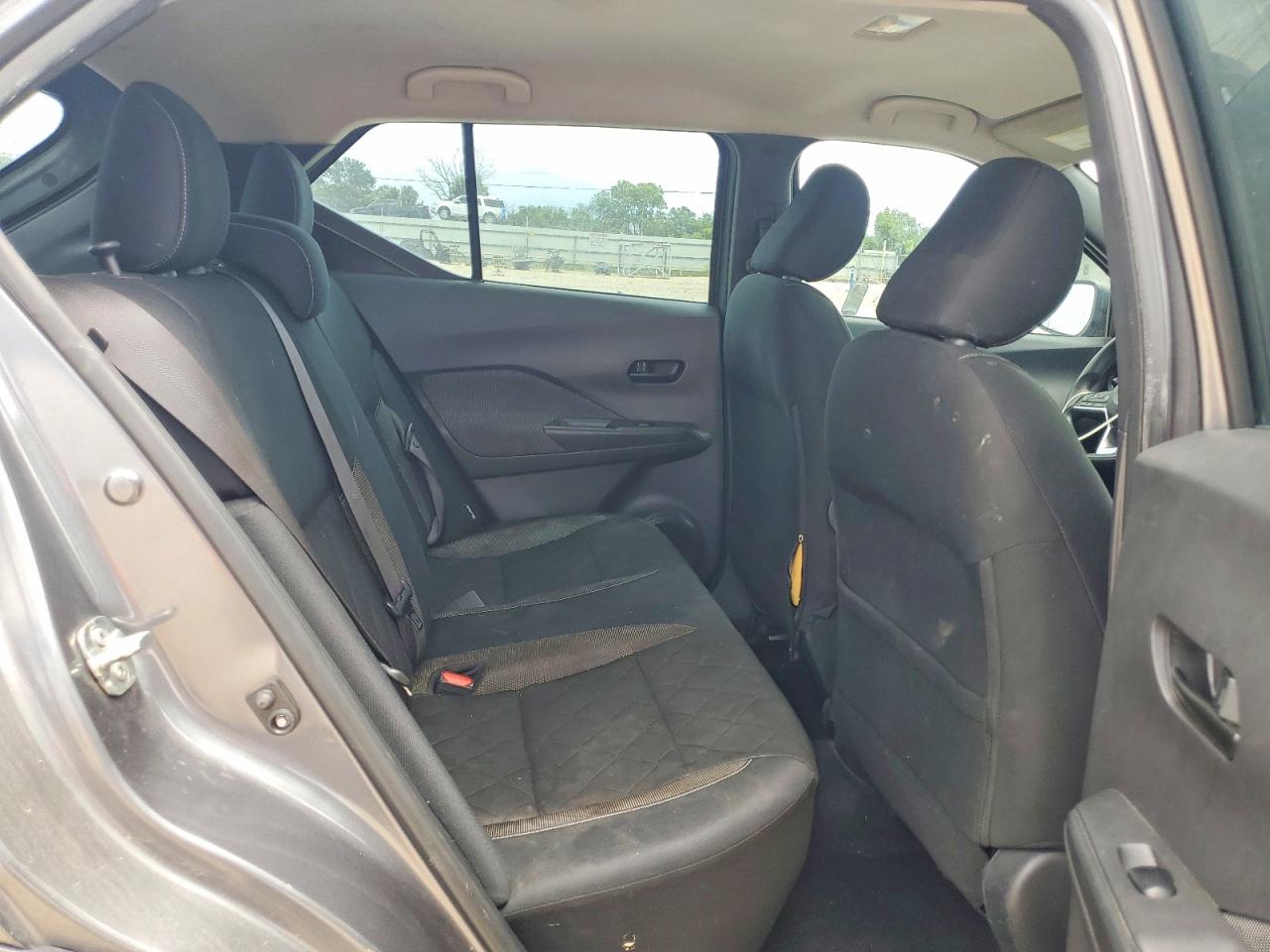 Nissan Kicks S