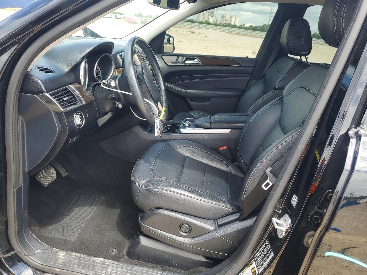 Mercedes-Benz M-Class 350