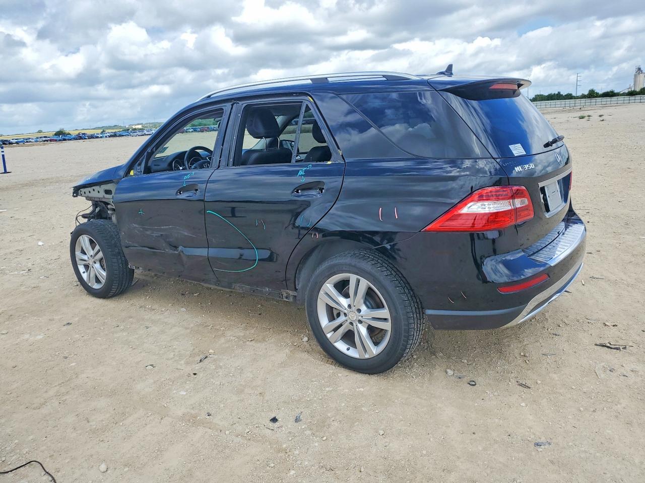 Mercedes-Benz M-Class 350