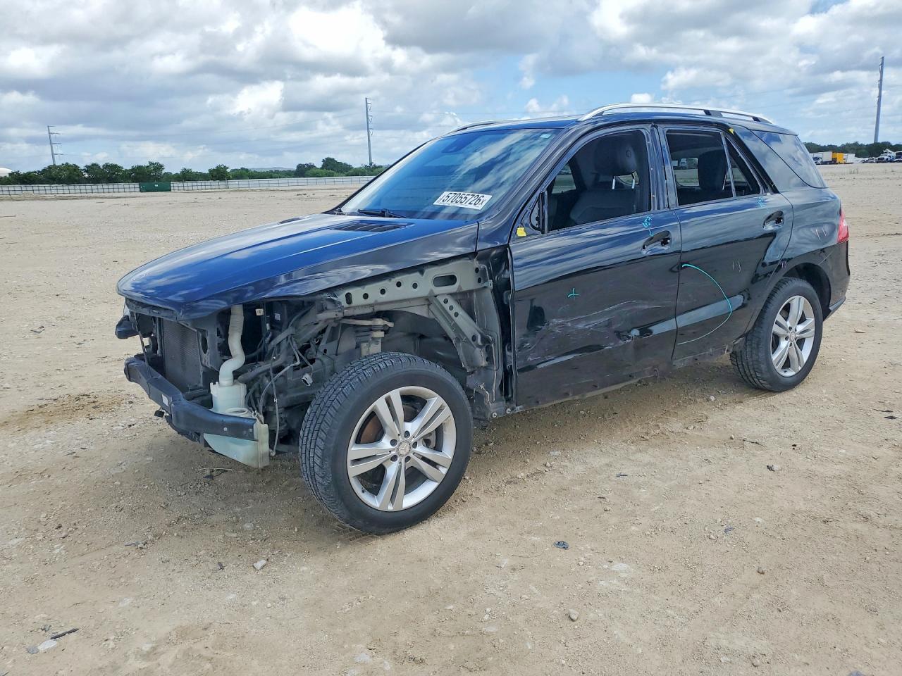 Salvage Mercedes-Benz M-Class Image