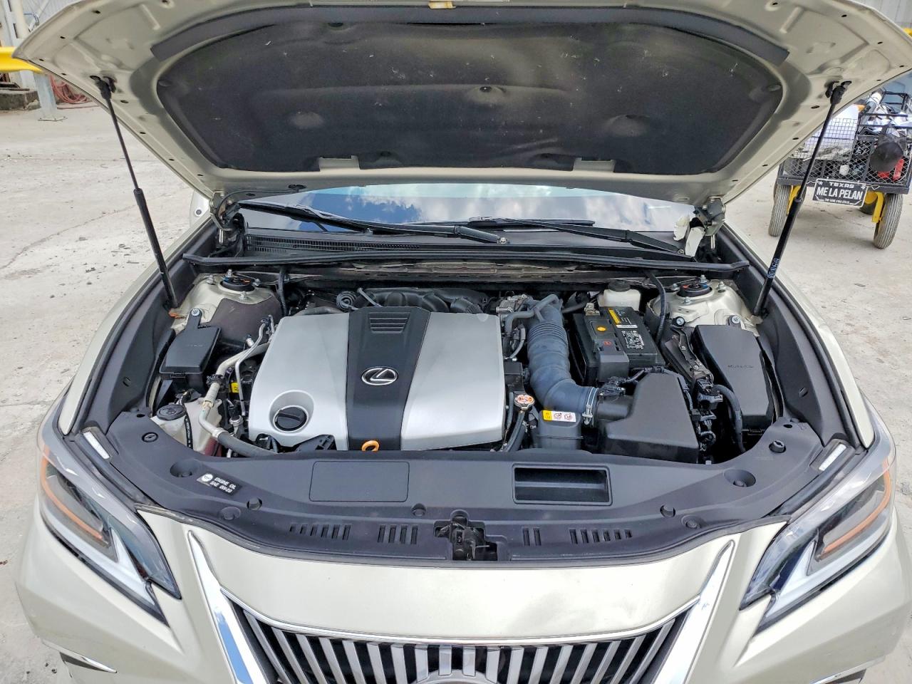 Lexus Es Ultra Luxury