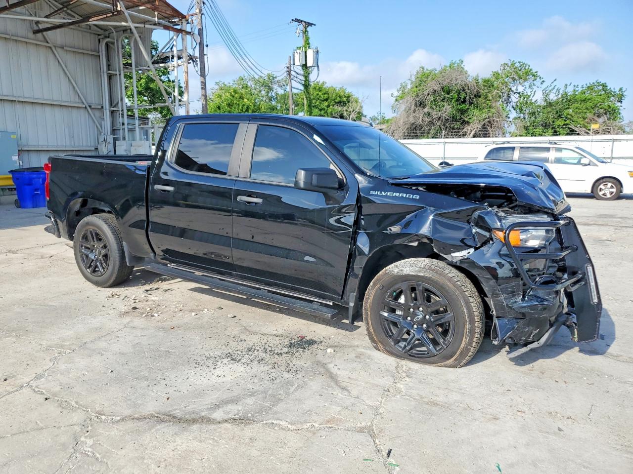 Chevrolet Silverado C1500 Custom