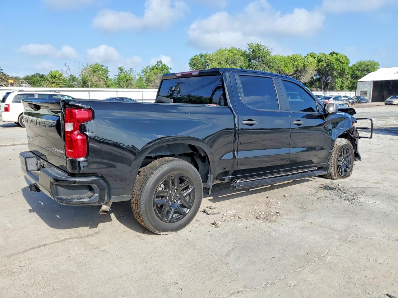 Chevrolet Silverado C1500 Custom