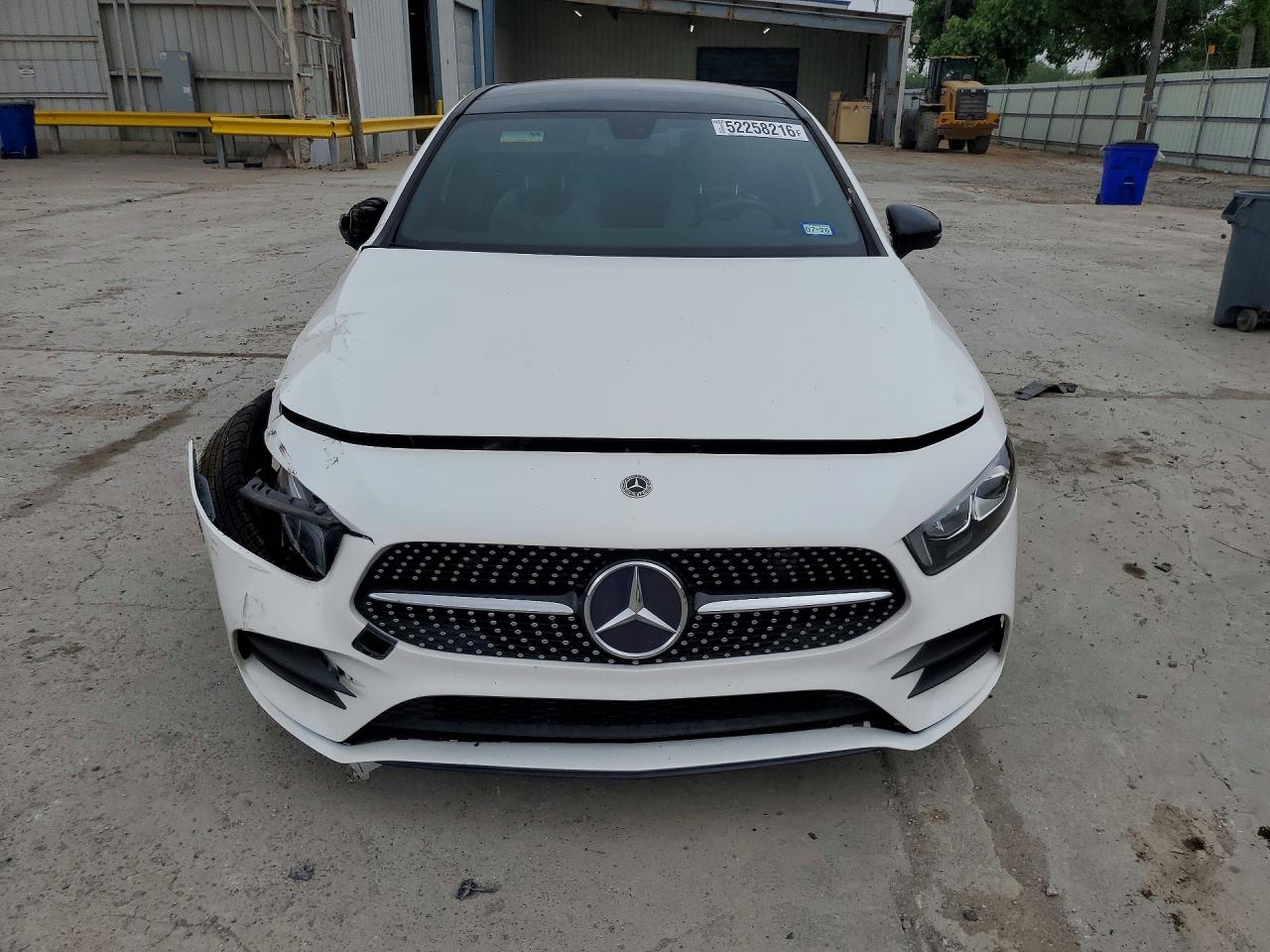 Mercedes-Benz A-Class 220