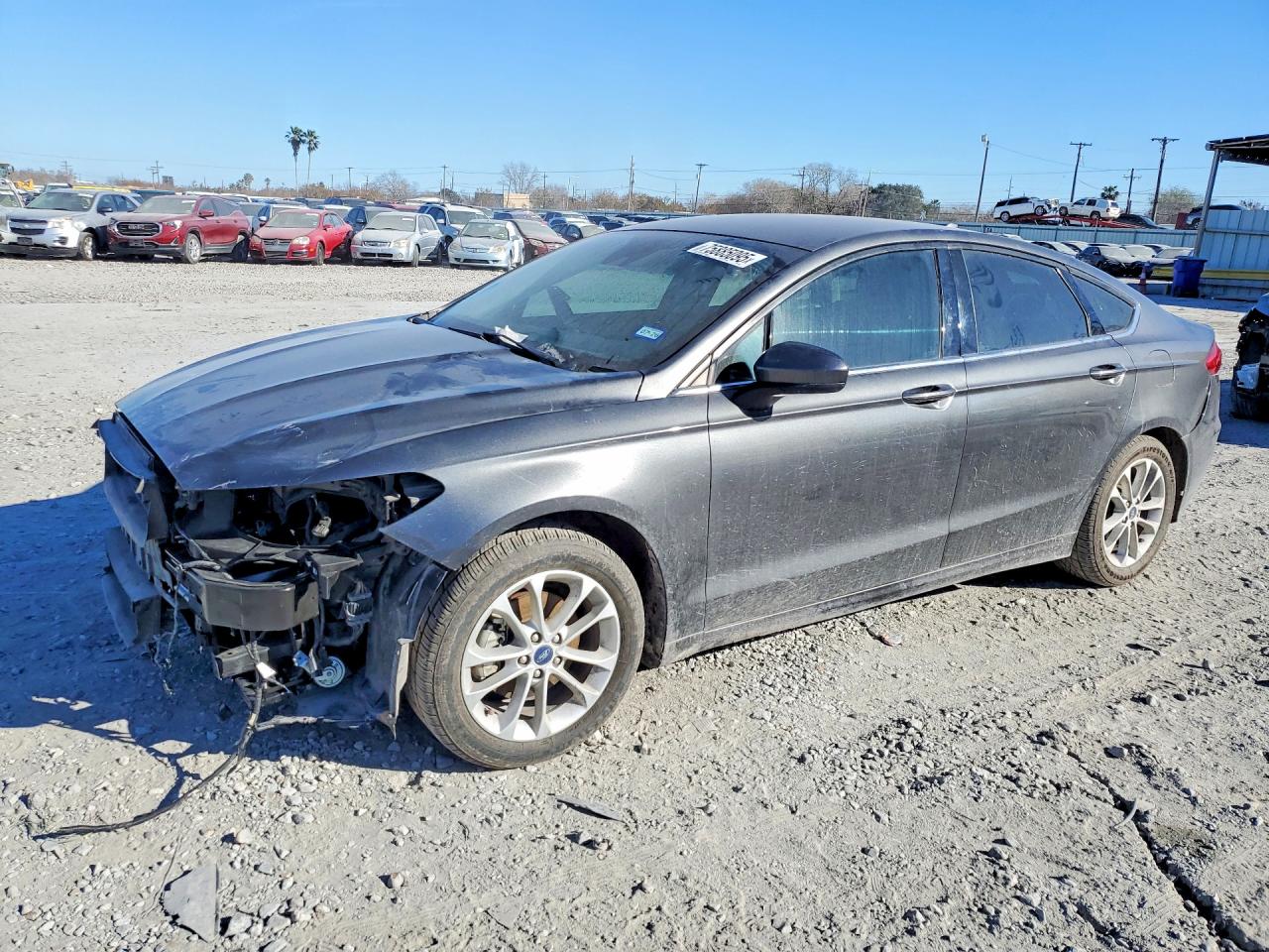 Salvage Ford Fusion Image