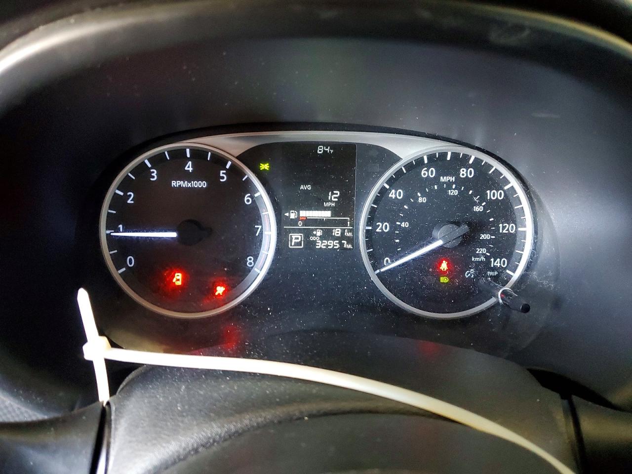 Nissan Kicks S S