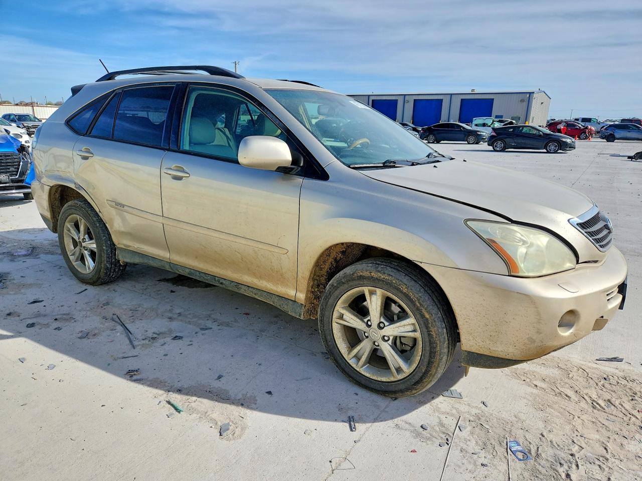 Lexus RX Base