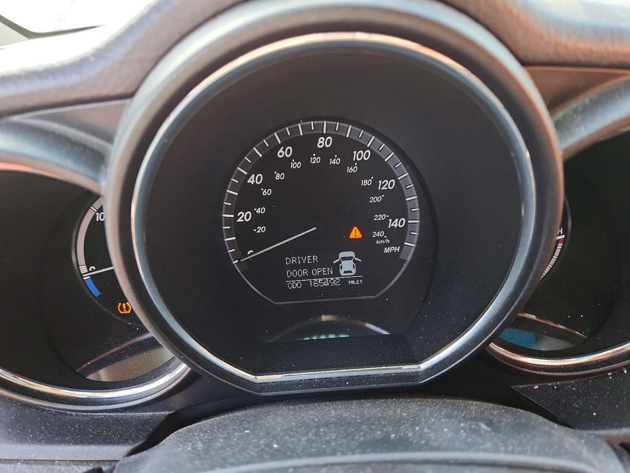 Lexus RX Base