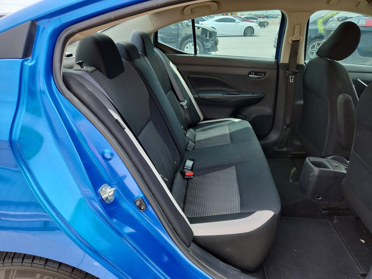 Nissan Versa Sv