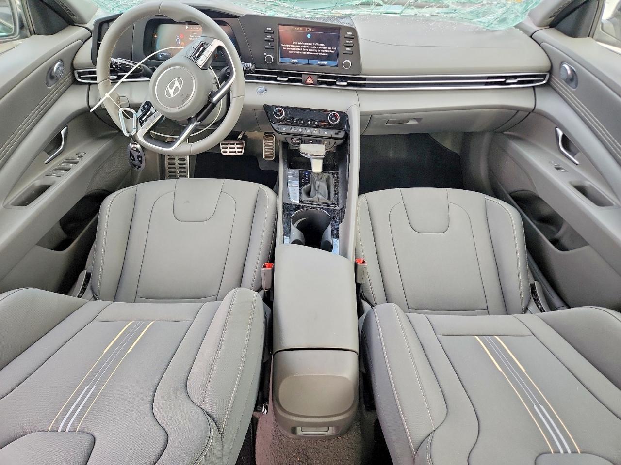 Hyundai ELANTRA Sel Sport Premium