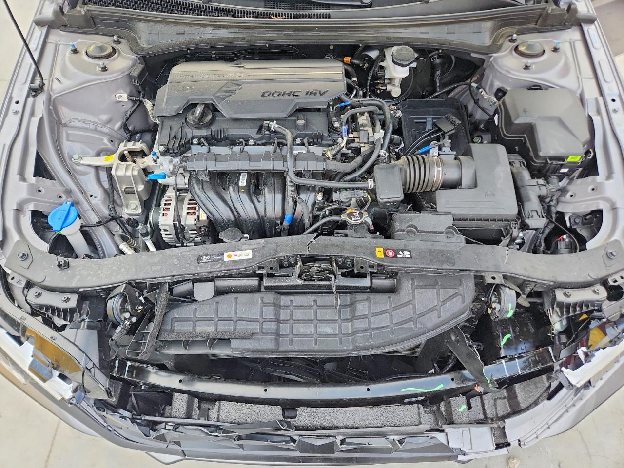 Hyundai ELANTRA Sel Sport Premium