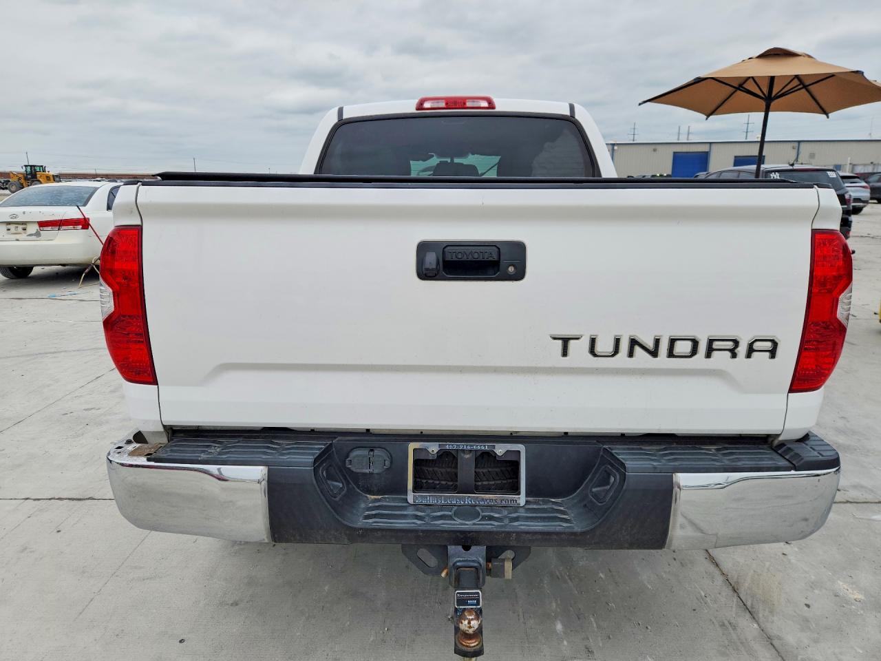 Toyota Tundra Crewmax Sr5