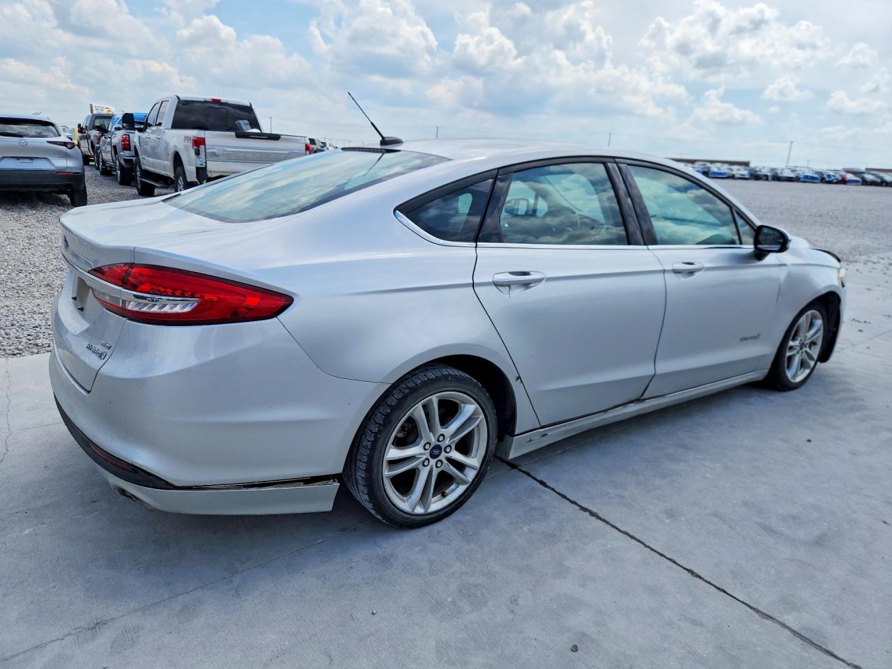 Ford Fusion Se Hybrid