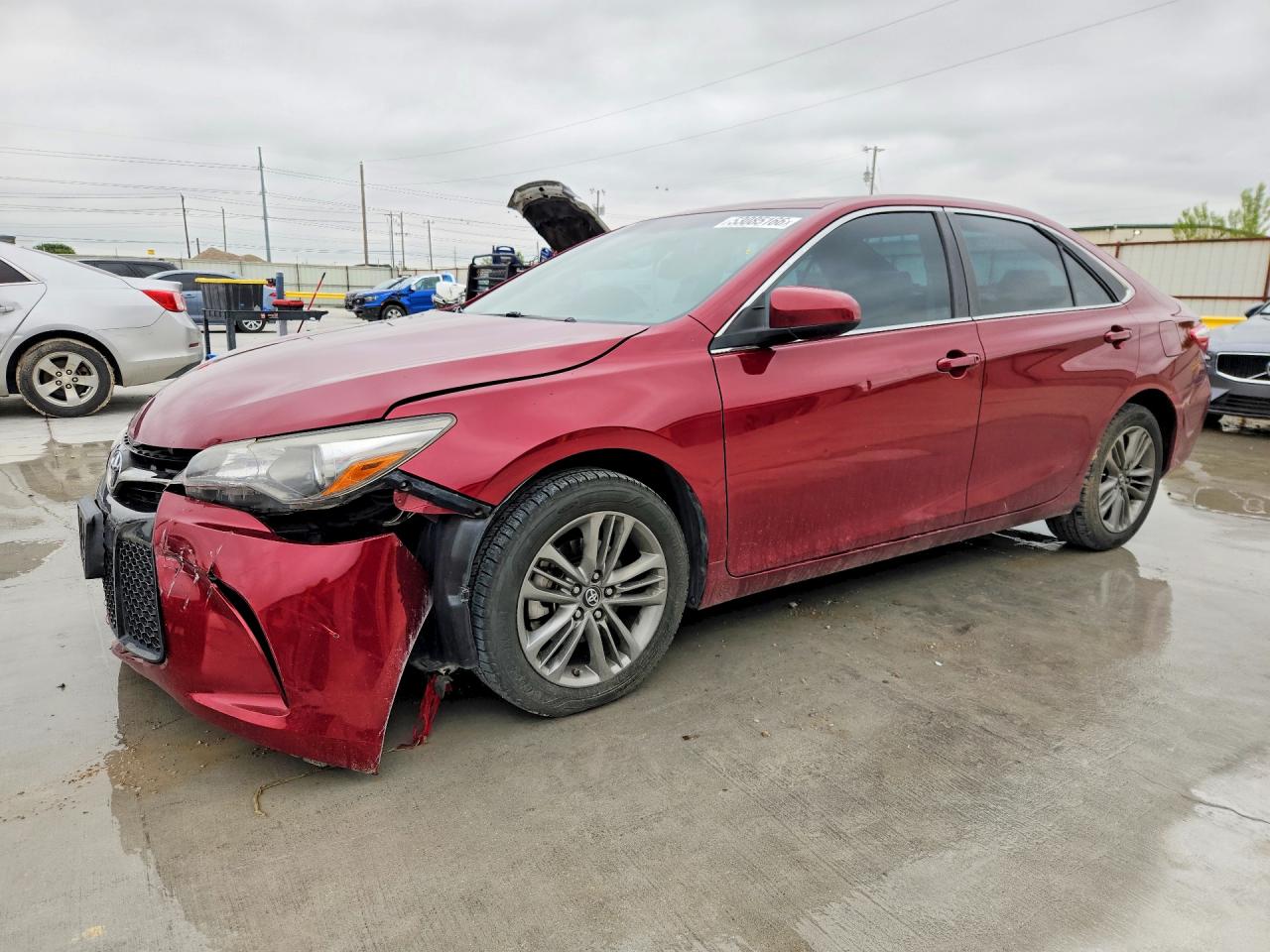 Salvage Toyota Camry Image