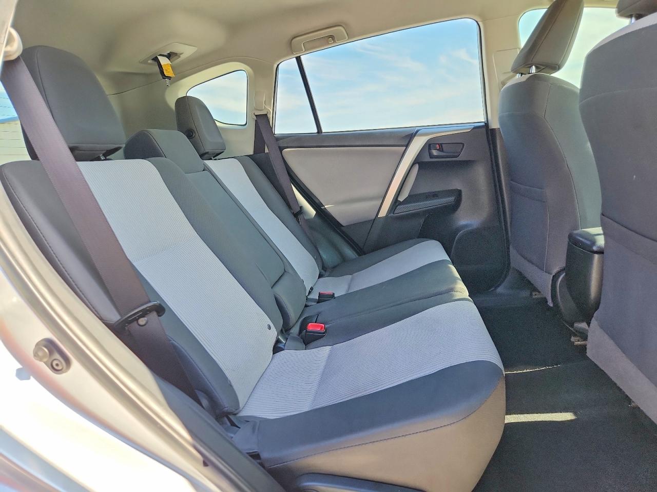 Toyota RAV4 Le